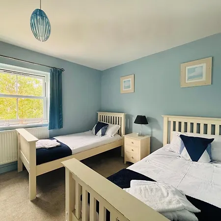 Pooches Palace At The Bay Filey Reighton