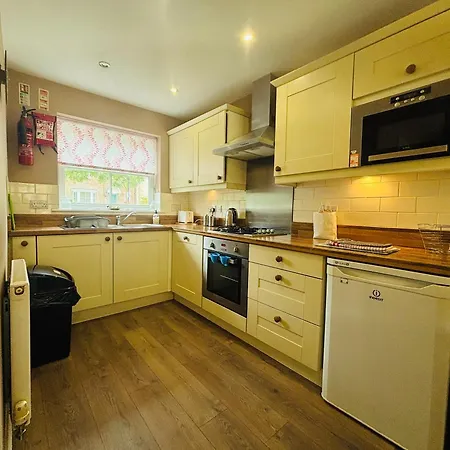 Pooches Palace At The Bay Filey Reighton