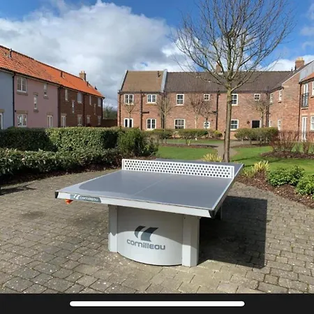 Pooches Palace At The Bay Filey * Reighton